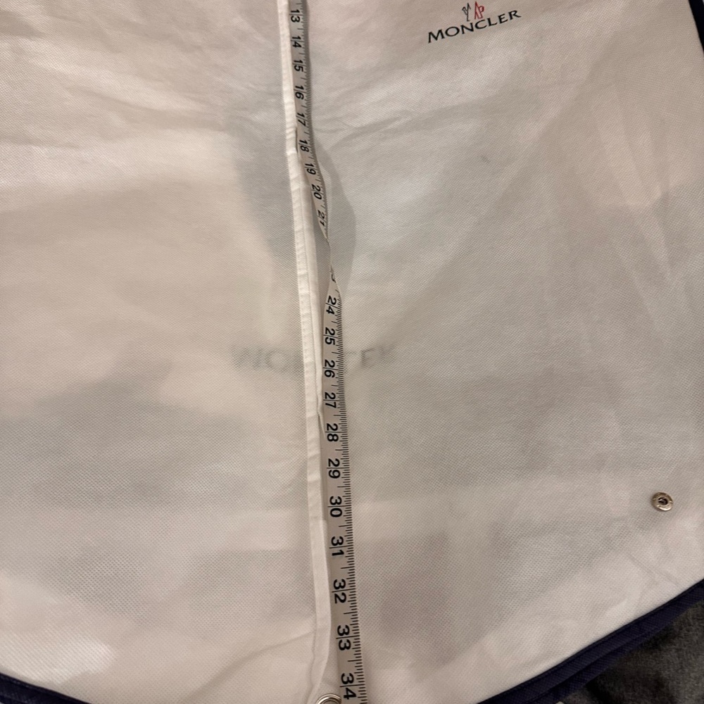 Authentic Moncler garment dust bag. - Picture 6 of 8